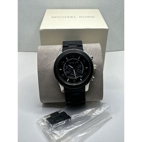 Michael Kors Runway MK8107 Men Chronograph Analog Black Dial Quartz Watch YAY13 - Picture 1 of 11
